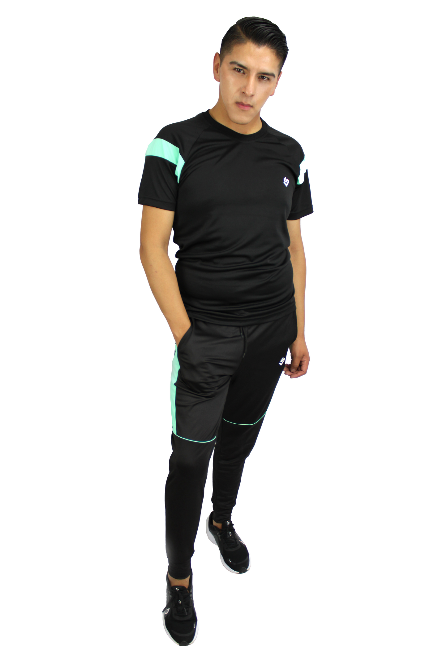 Jogger deportivo color negro para caballero